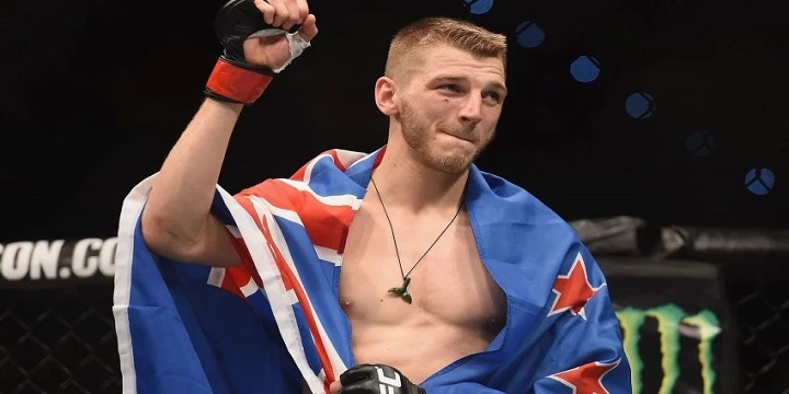 Арнольд Аллен — Дэн Хукер. Прогноз (кф 2.00) на UFC (20 марта 2022 года)