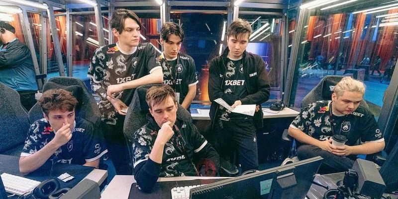 Team Spirit — LGD. Прогноз и ставки на матч Dota 2 (29 октября 2023 года)