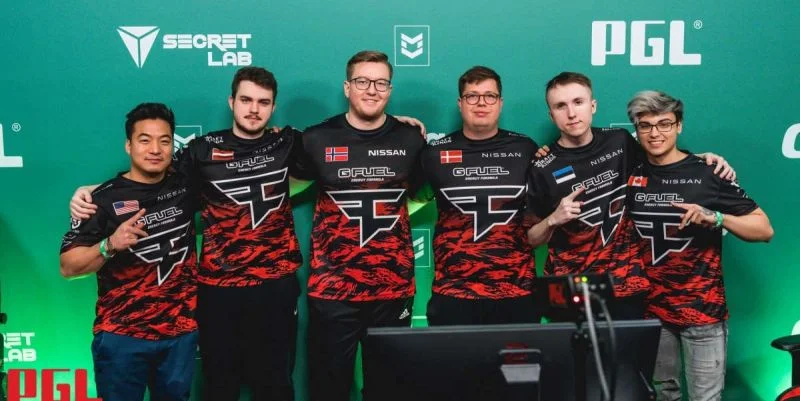 FaZe Clan – MOUZ. Прогноз (кф. 2.08) и ставки на матч CS2 (16 декабря 2023 года)