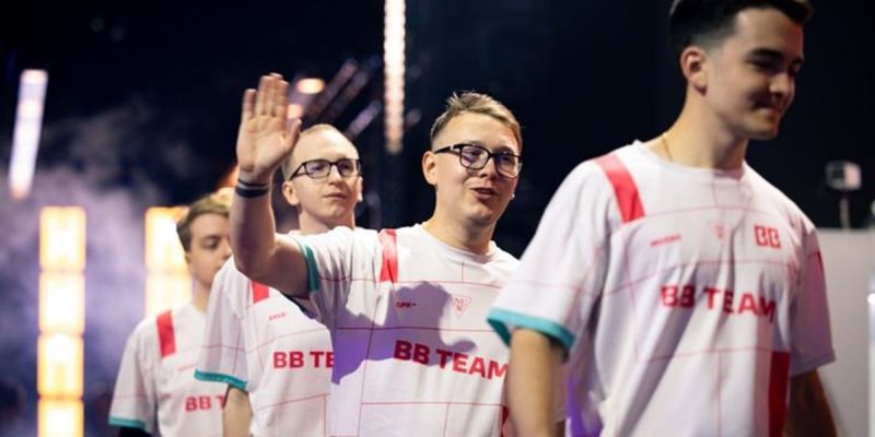 BB Team — Falcons. Прогноз и ставки на матч Dota 2 (5 сентября 2024 года)