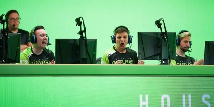 Philadelphia Fusion - Houston Outlaws. Прогнозы и ставки на Overwatch (13.04.2018)